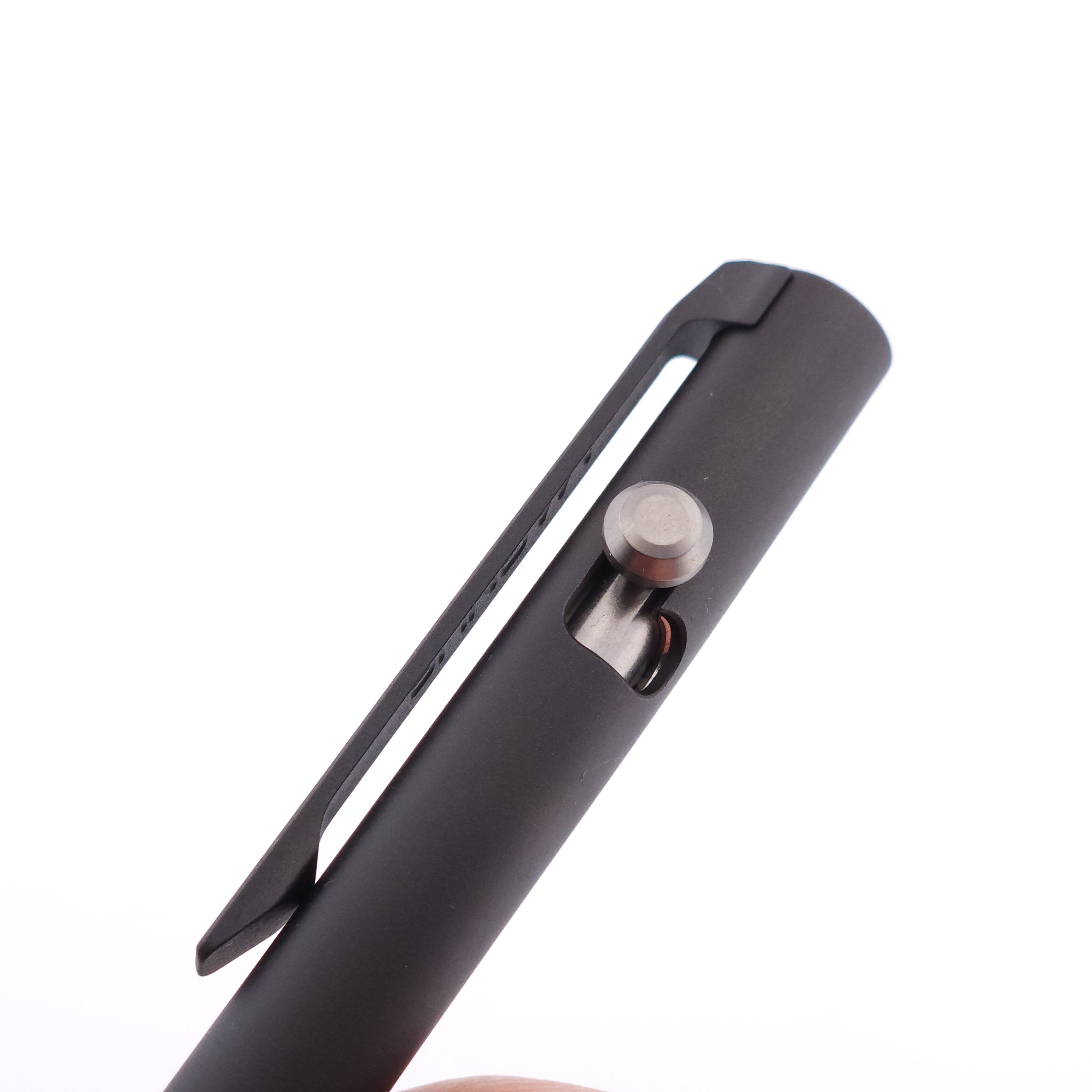 PL-749-U: Bolty™ "Smooth"